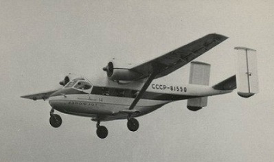 Легкий многоцелевой транспортный самолет ан-14 «пчелка».